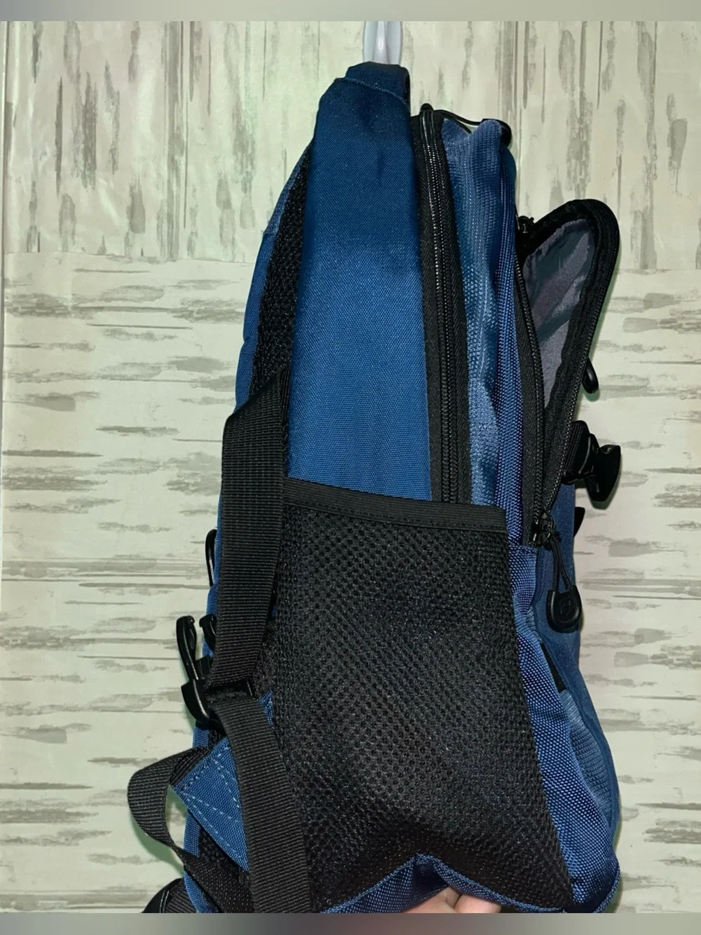 Victorinox genius professional essential Laptop Compact Backpack Bag blue
